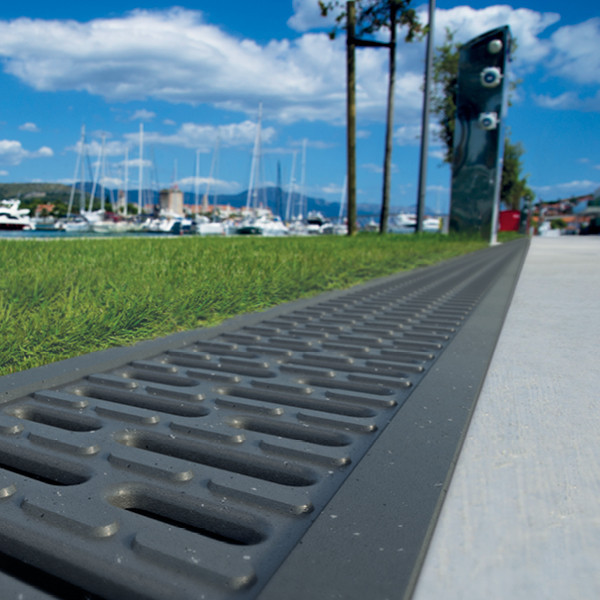 ACO Monoblock PD
monolithic drainage channels