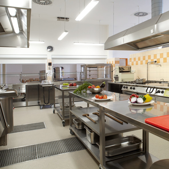 Kitchens, coffee & snack bars
and food courts