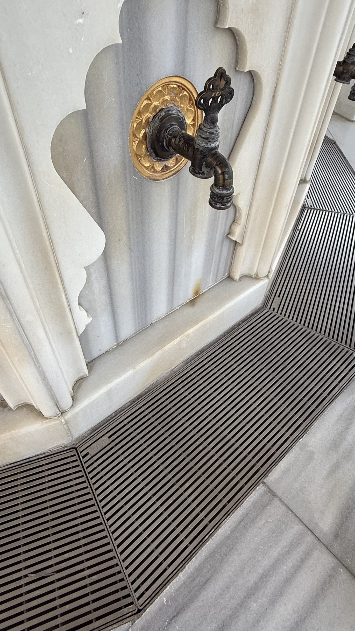 Image  1 