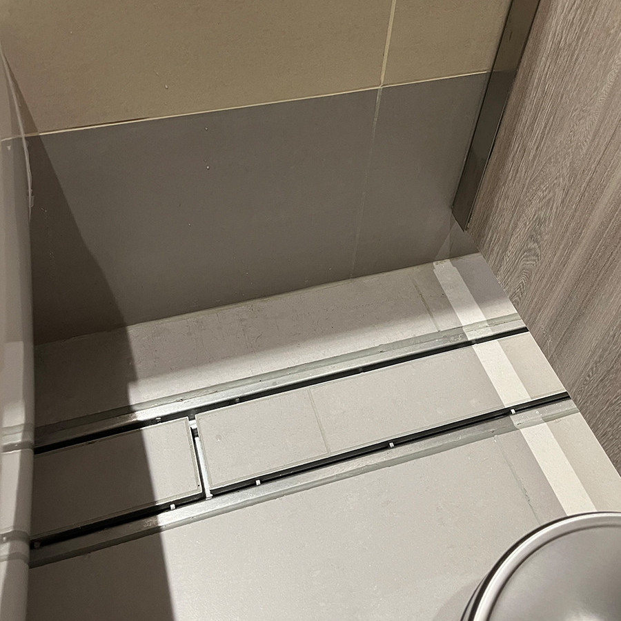 ACO Tile-Type Floor Drain Channel